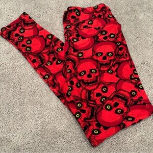 Lularoe leggings (one size) Halloween skulls